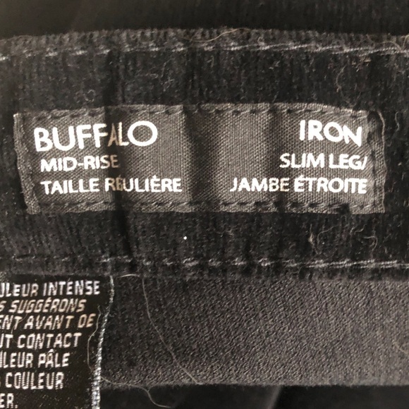 Buffalo David Bitton Black Velvety Cordoroy Mid-Rise Pants Straight Leg 4x32 - Picture 4 of 10